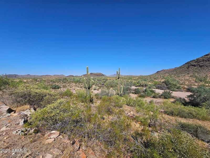 29600 Black Mountain Rd #-, Wittmann, AZ 85361