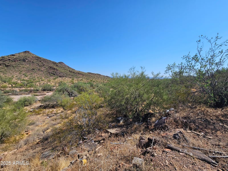 29600 Black Mountain Rd #-, Wittmann, AZ 85361