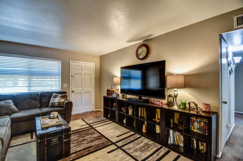 2961 E Caballero St, Mesa, AZ 85213