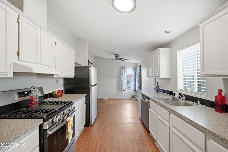 2961 W Bonnie Ln, San Tan Valley, AZ 85144