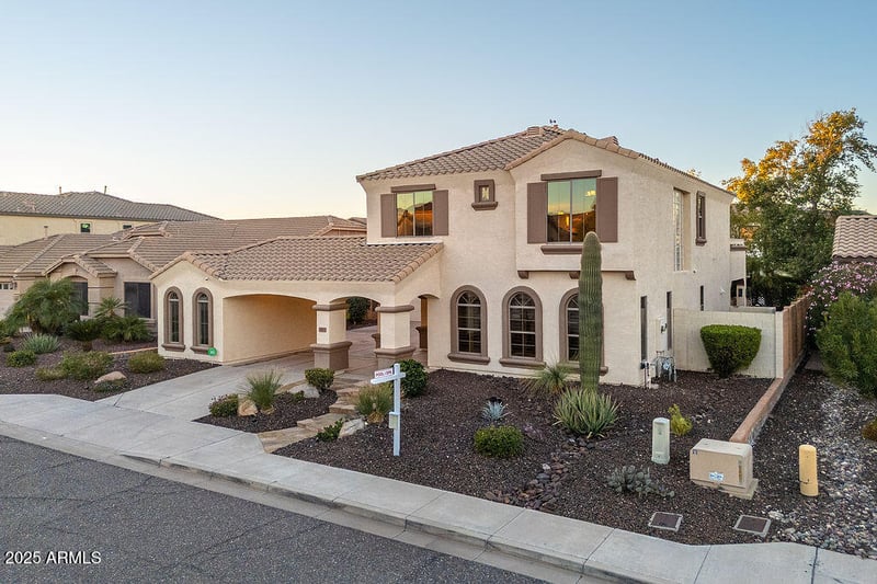 29610 21st Dr, Phoenix, AZ 85085