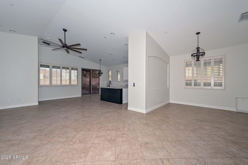 29636 120th Ln, Peoria, AZ 85383