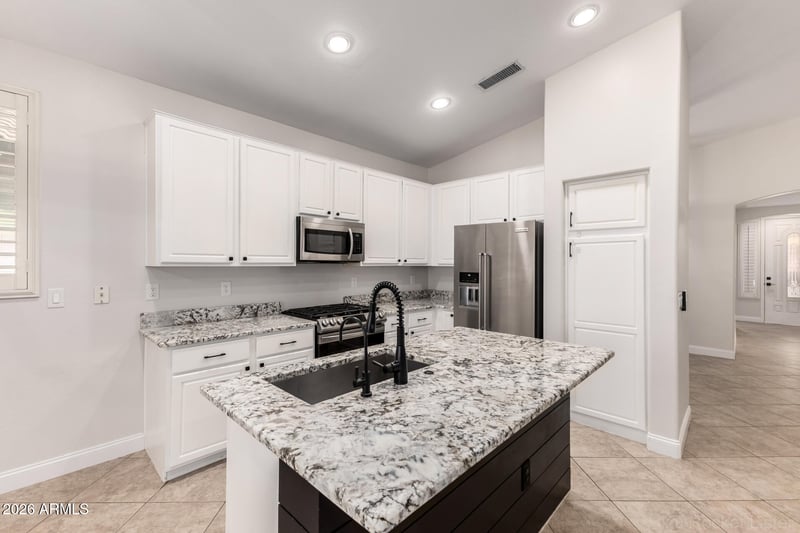 29636 120th Ln, Peoria, AZ 85383