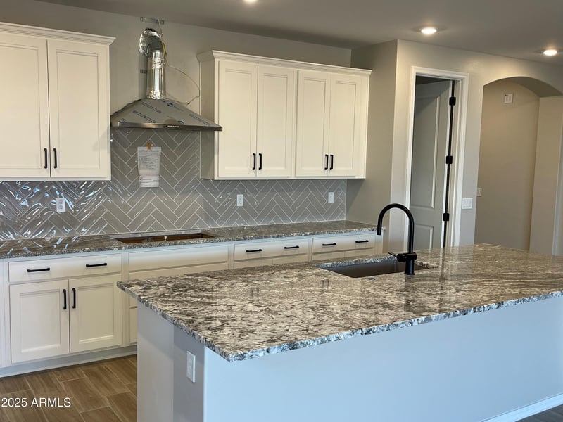 2965 99th Dr, Avondale, AZ 85392