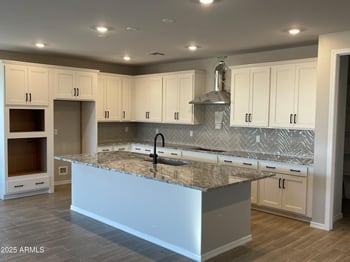 2965 99th Dr, Avondale, AZ 85392