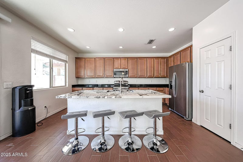 2965 Nighthawk Way, Phoenix, AZ 85048