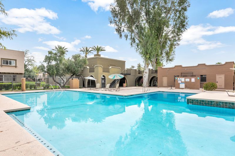 2966 E Clarendon Ave, Phoenix, AZ 85016