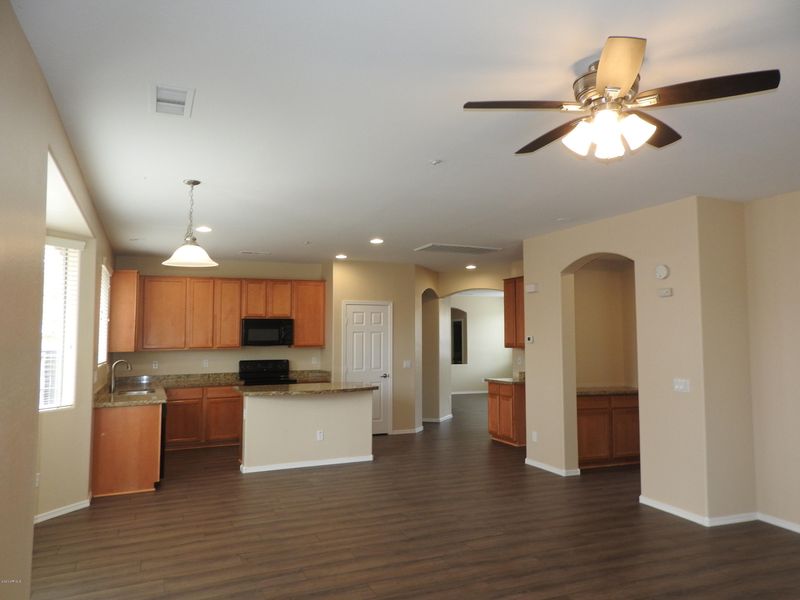 29673 N 120th Ln, Peoria, AZ 85383