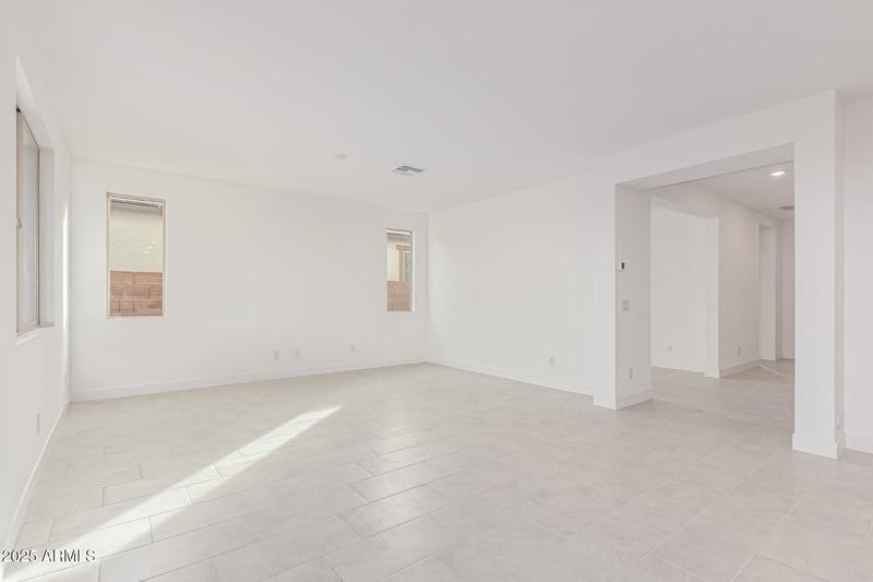 2968 Mecklenburg Way, San Tan Valley, AZ 85143