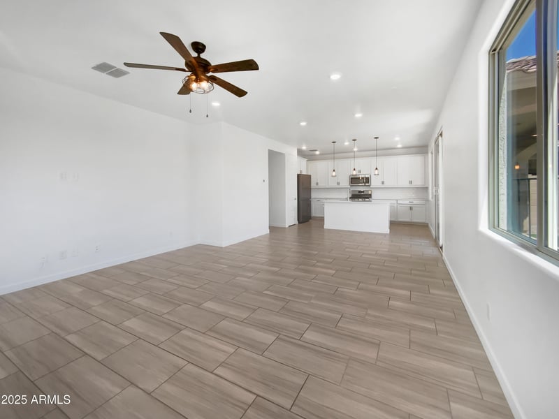 297 Tamarack Dr, San Tan Valley, AZ 85140