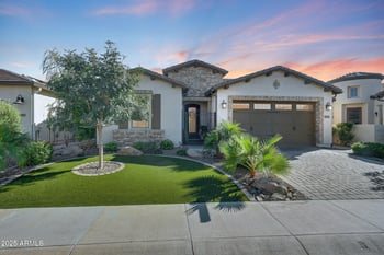 297 Veterans Way, Queen Creek, AZ 85140