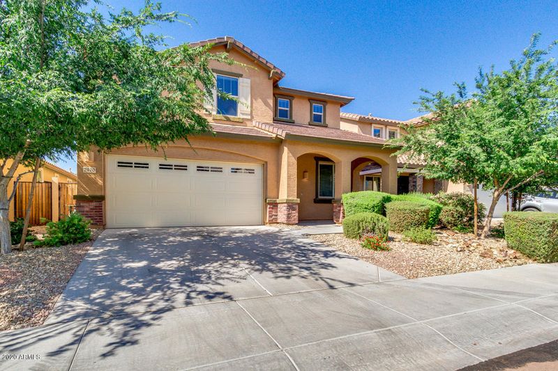 2970 E Glenhaven Dr, Phoenix, AZ 85048