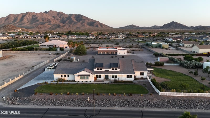 2971 Coldwater Blvd, Gilbert, AZ 85298