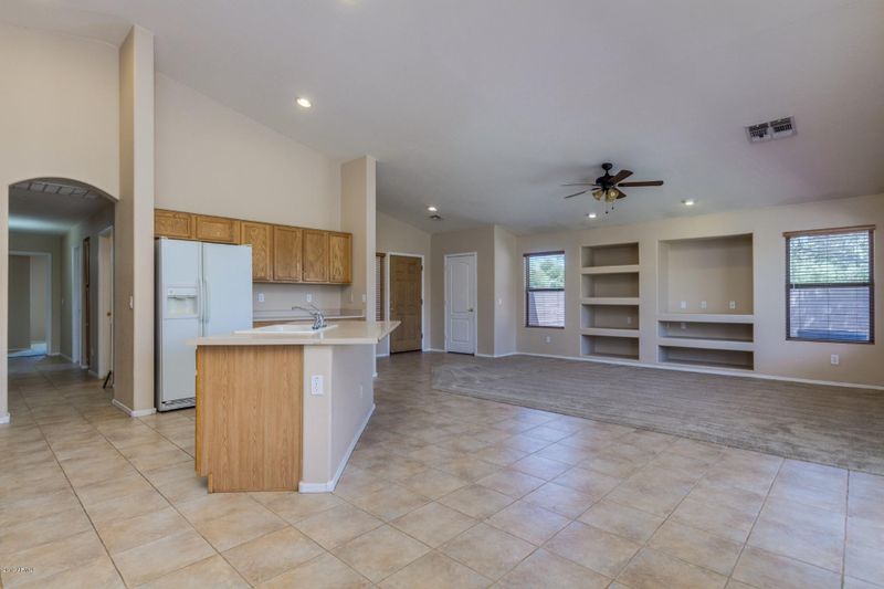 2971 E La Costa Dr, Chandler, AZ 85249