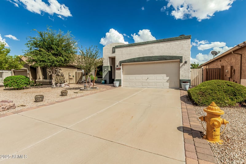 29711 Little Leaf Dr, San Tan Valley, AZ 85143