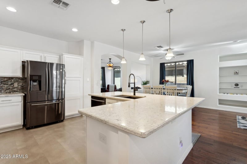 29711 Little Leaf Dr, San Tan Valley, AZ 85143