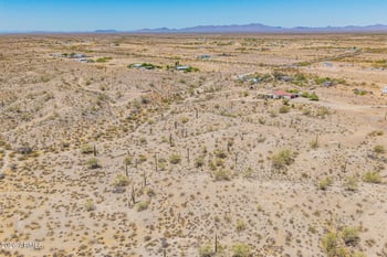 29714 Peakview Rd, Wittmann, AZ 85361