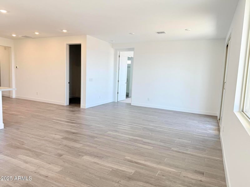 2973 Mecklenburg Way, San Tan Valley, AZ 85143