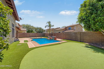 29736 69th Dr, Peoria, AZ 85383