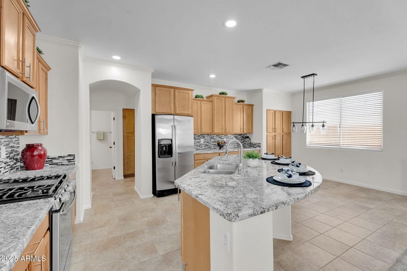 2975 Andre Ave, Gilbert, AZ 85298