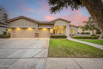 2975 Comstock Dr, Gilbert, AZ 85296