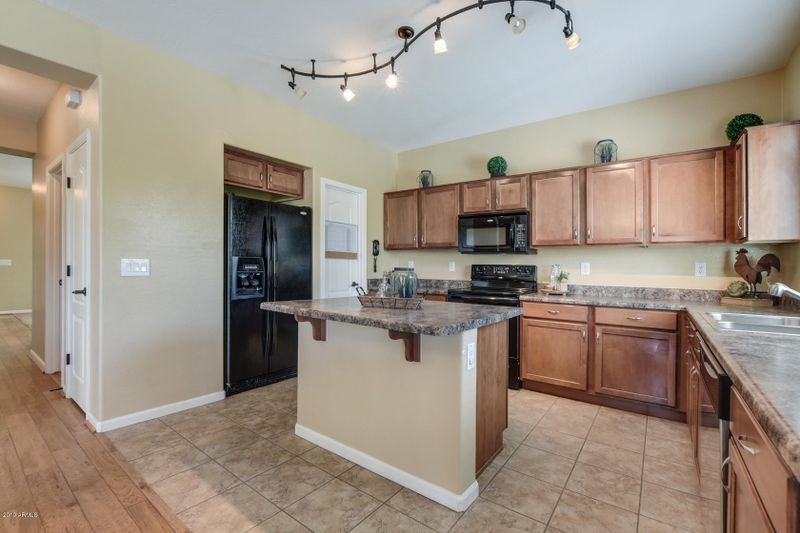 2975 E Franklin Ave, Gilbert, AZ 85295