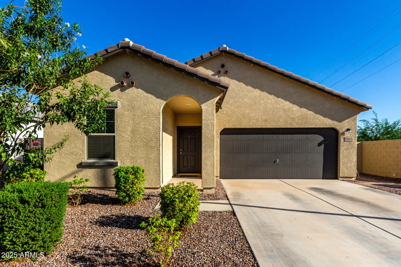 2979 Houston Dr, San Tan Valley, AZ 85143