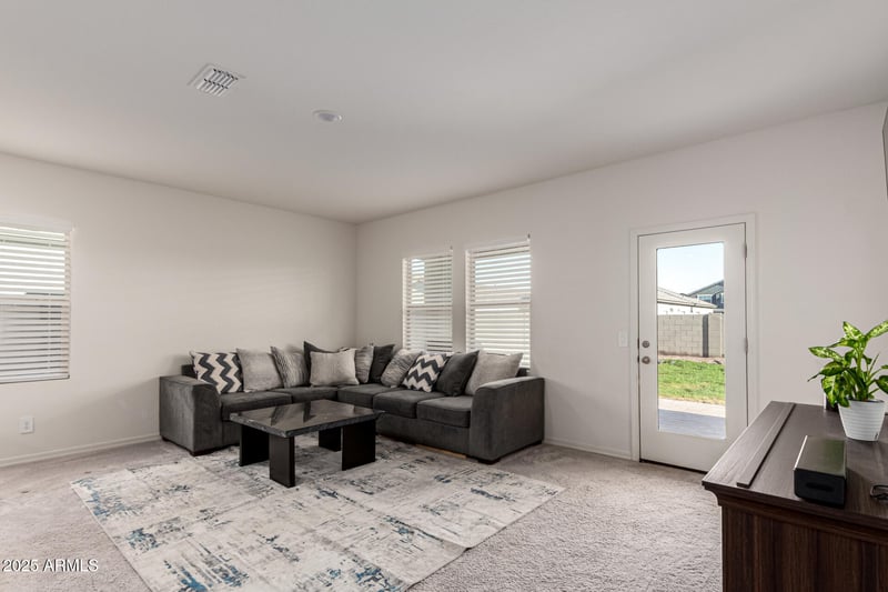 2979 Houston Dr, San Tan Valley, AZ 85143