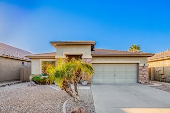 29794 Little Leaf Dr, San Tan Valley, AZ 85143
