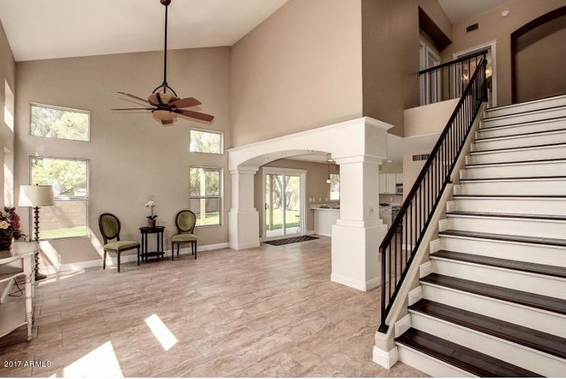 298 N Rock St, Gilbert, AZ 85234