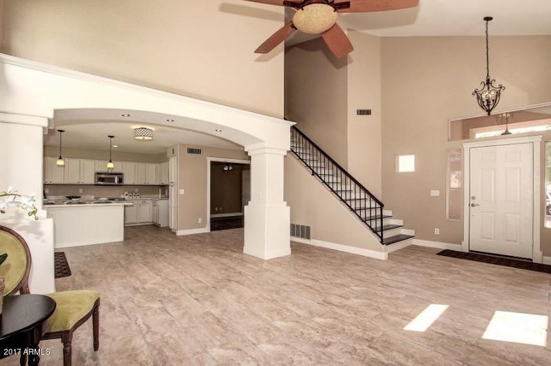 298 N Rock St, Gilbert, AZ 85234