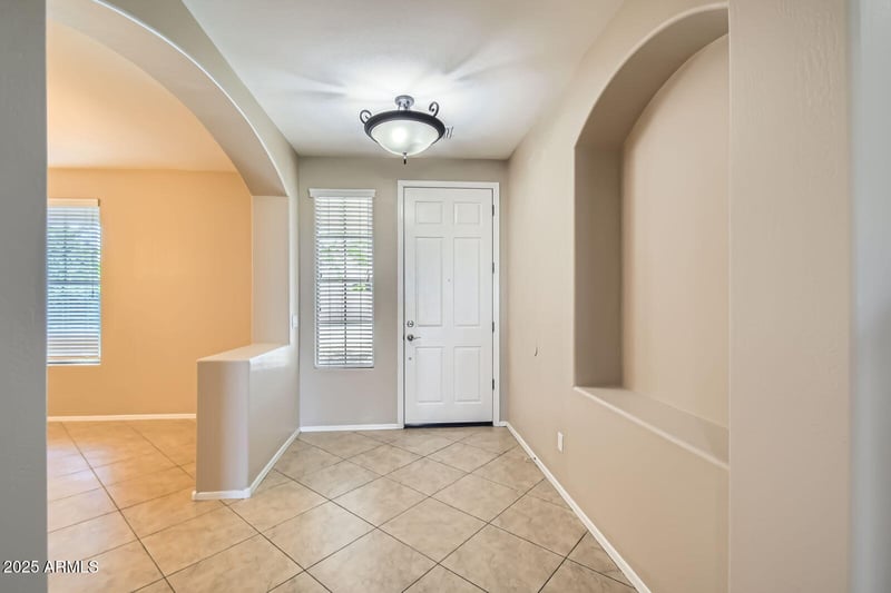 29828 72nd Ln, Peoria, AZ 85383
