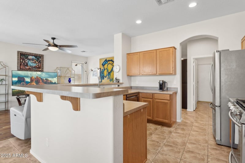 29839 Little Leaf Dr, San Tan Valley, AZ 85143