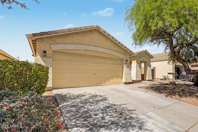 2986 Dancer Ln, San Tan Valley, AZ 85144