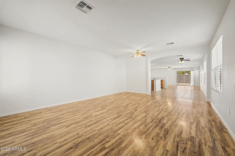 2986 Dancer Ln, San Tan Valley, AZ 85144