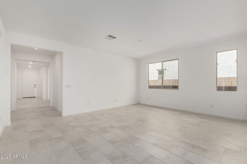 2988 Mecklenburg Way, San Tan Valley, AZ 85143