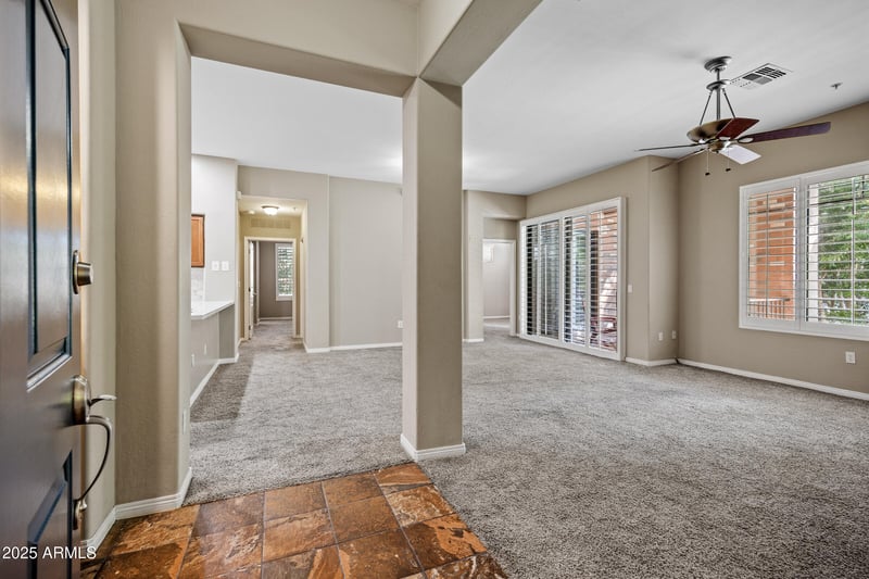 2989 44th St #2015, Phoenix, AZ 85018
