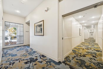 2989 44th St #2023, Phoenix, AZ 85018