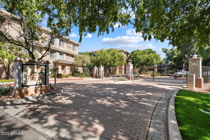 2989 44th St #2039, Phoenix, AZ 85018