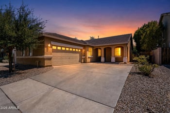 2989 S Fisher Ln, Gilbert, AZ 85295