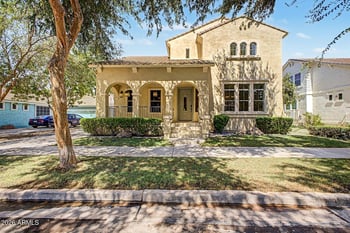 2992 E Camellia Dr, Gilbert, AZ 85296