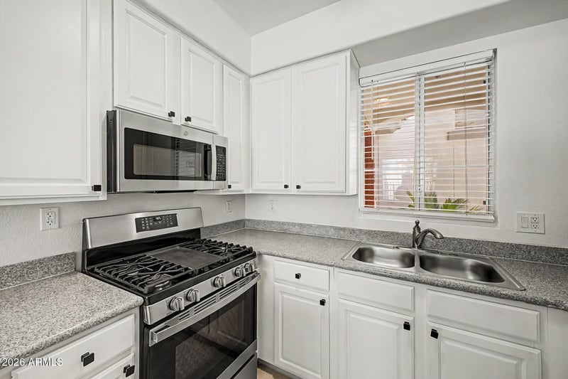 2992 N Miller Rd #122, Scottsdale, AZ 85251