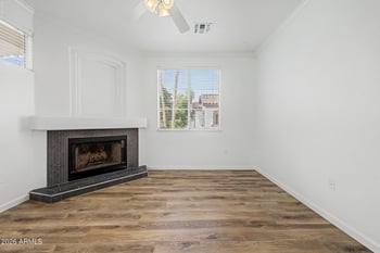 2992 N Miller Rd #211A, Scottsdale, AZ 85251