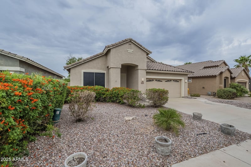 29922 Little Leaf Dr, San Tan Valley, AZ 85143