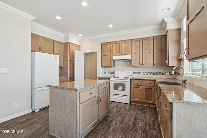 29923 Taylor St, Buckeye, AZ 85396