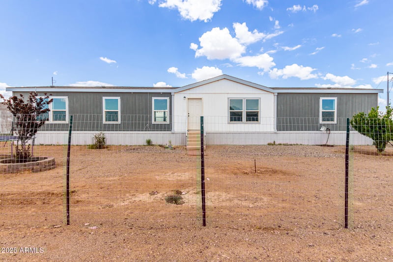 29928 222nd Ave, Wittmann, AZ 85361