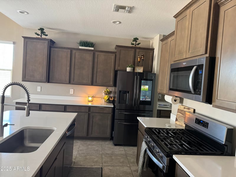 29928 Earll Dr, Buckeye, AZ 85396