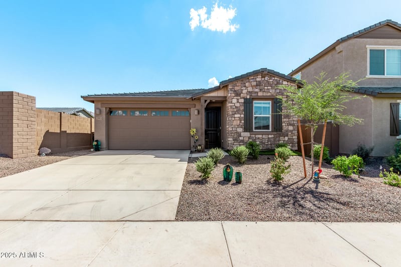 2993 Frontiersman Ln, San Tan Valley, AZ 85140