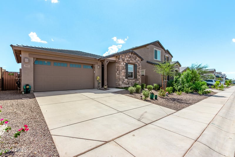 2993 Frontiersman Ln, San Tan Valley, AZ 85140
