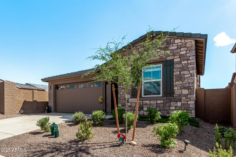 2993 Frontiersman Ln, San Tan Valley, AZ 85140
